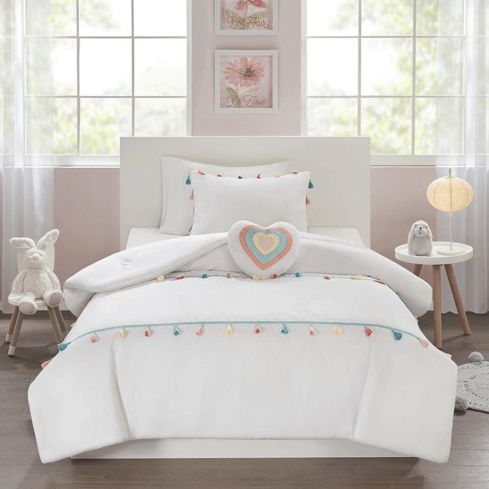 Tassel Comforter & Heart Pillow Set for Kids