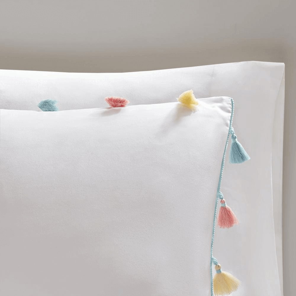 Tassel Comforter & Heart Pillow Set for Kids